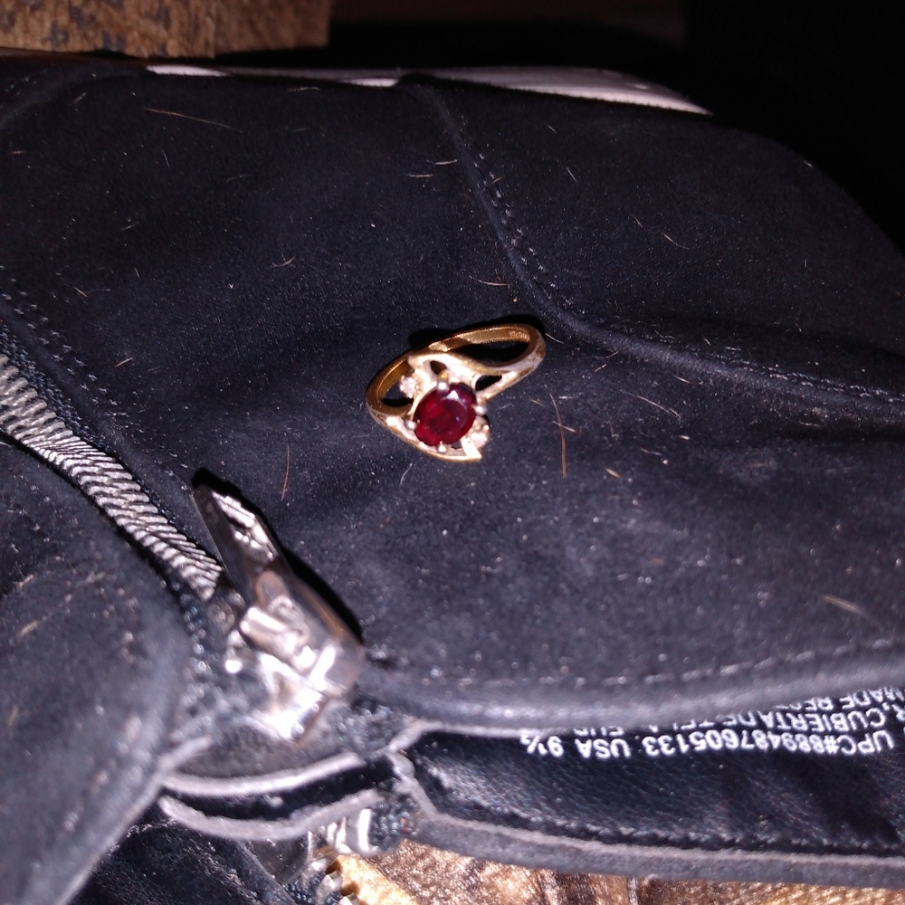 Selling my old jewelry taking offers - Picture 13 of 16